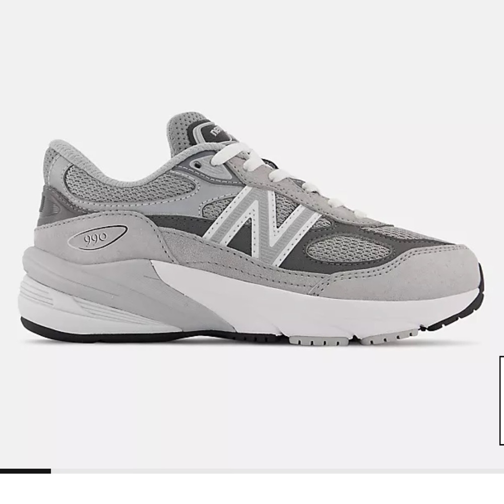New Balance Kids FuelCell 990v6 Lace Sneakers Gray size 12
